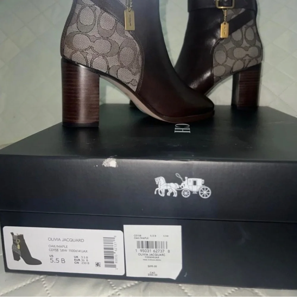 Coach Olivia Bootie In Signature Jacquard Size 9 MSRP: $295.00 - Picture 12 of 16